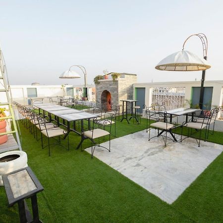 Hotel Sahibs Lighthouse - Swimming Pool Agra  Esterno foto