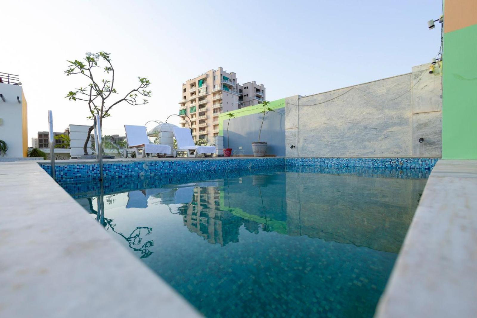 Hotel Sahibs Lighthouse - Swimming Pool Agra  Esterno foto