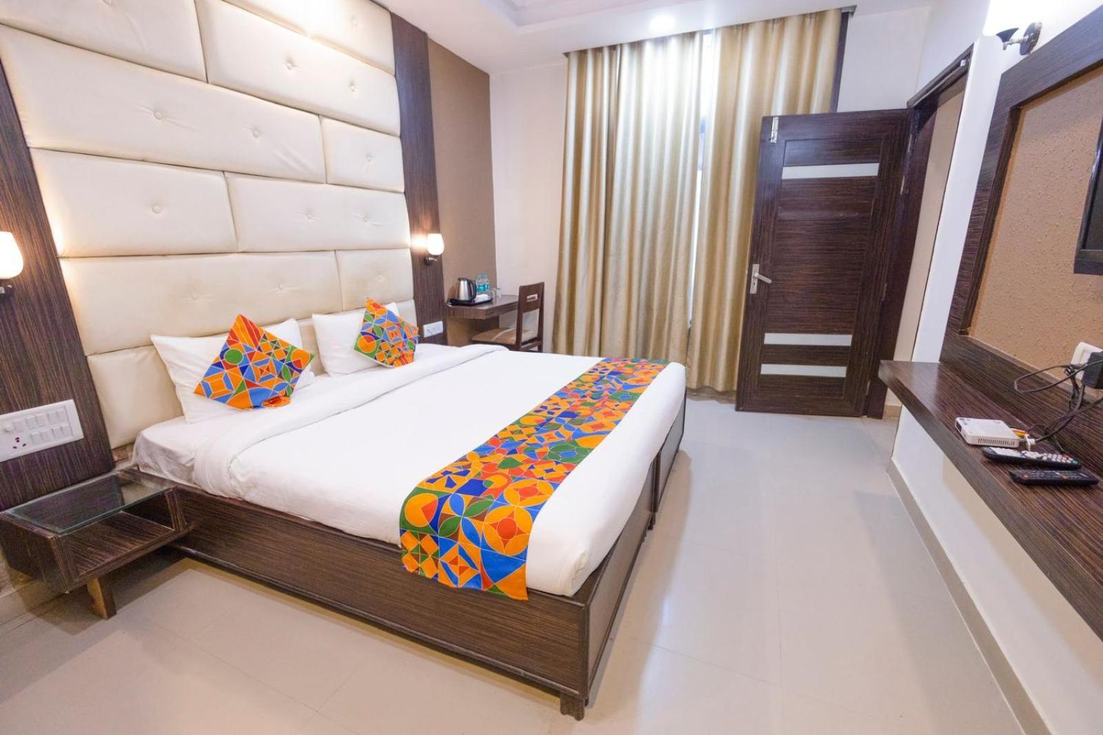 Hotel Sahibs Lighthouse - Swimming Pool Agra  Esterno foto